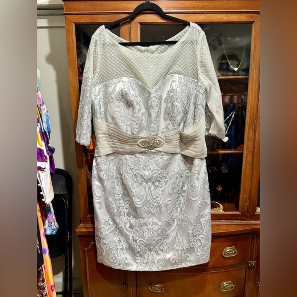Silver Brocade Cocktail Dress with Beaded Waist & Sheer Sleeves (Size 22W)